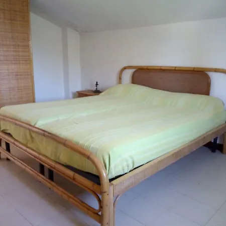 Tempa Delle Rose Apartment *